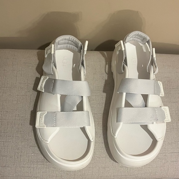 UGG Women's Stratus White Sandal Adjustable Straps EVA Foam 1152686, size 11 - Picture 2 of 8